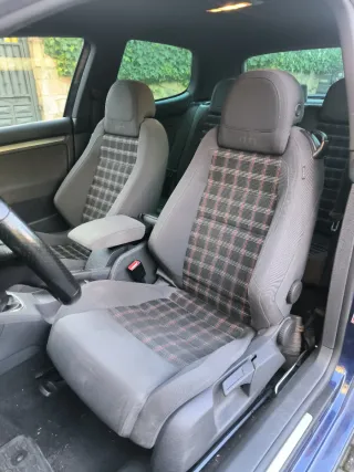 Volkswagen Golf 2005