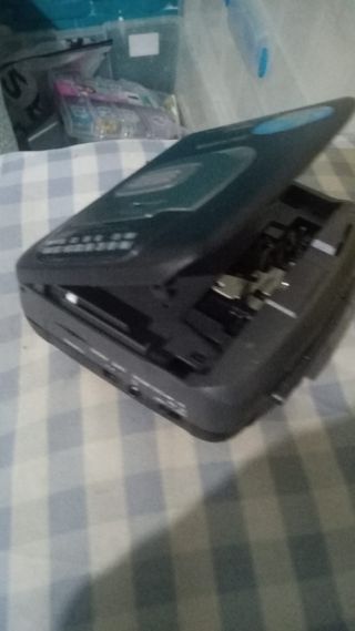 Aiwa TA143 Radio Cassette Player