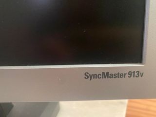 Monitor Samsung SyncMaster 913v