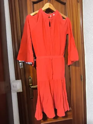 Vestido rojo naranja manga acampanada