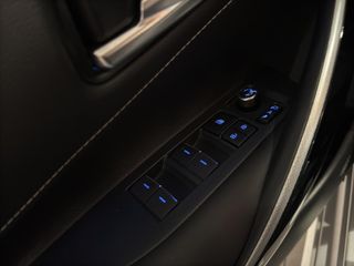 TOYOTA COROLLA 1.8 HYBRID STYLE E-CVT 122 5P