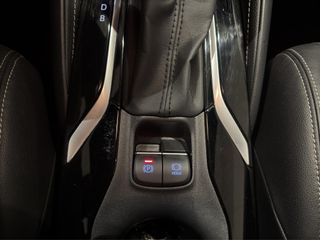 TOYOTA COROLLA 1.8 HYBRID STYLE E-CVT 122 5P