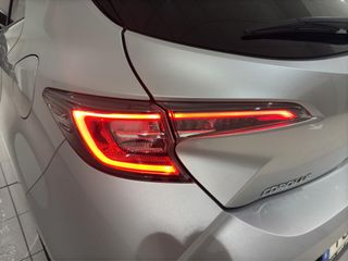 TOYOTA COROLLA 1.8 HYBRID STYLE E-CVT 122 5P