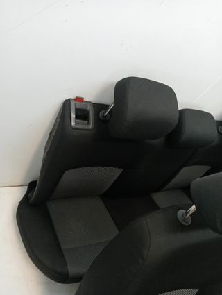 JUEGO ASIENTOS COMPLETO SEAT TOLEDO KG3 CAYY