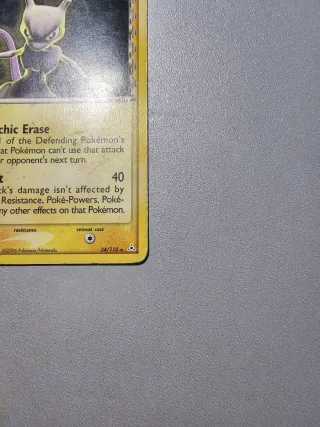 Mewtwo 24/110 Delta Species Inglese