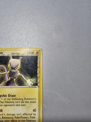 Mewtwo 24/110 Delta Species Inglese