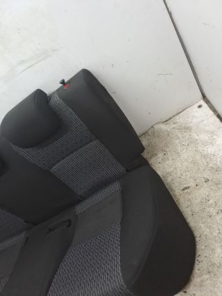 JUEGO ASIENTOS COMPLETO TOYOTA YARIS