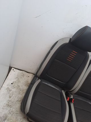 JUEGO ASIENTOS COMPLETO KIA STONIC
