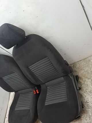 JUEGO ASIENTOS COMPLETO FIAT CROMA 194