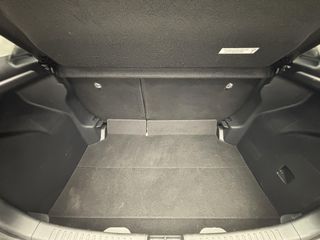 Toyota Yaris 1.5 120H Business Plus