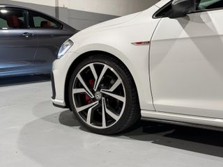 VOLKSWAGEN Golf GTI 2.0 TSI DSG