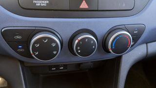 HYUNDAI i10 1.0 Essence