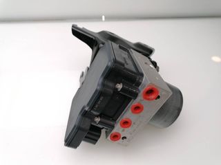 ABS TOYOTA AURIS 8NR