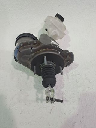 SERVOFRENO TOYOTA YARIS