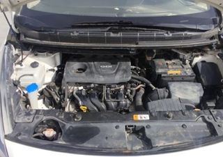 Asiento tras izq kia carens 1.6 g 2013-2019 90581