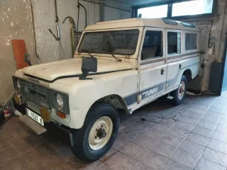 Land Rover Santana 109 Super Turbo Restaurado 100%