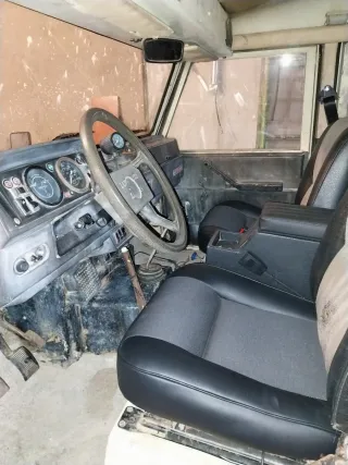 Land Rover Santana 109 Super Turbo Restaurado 100%