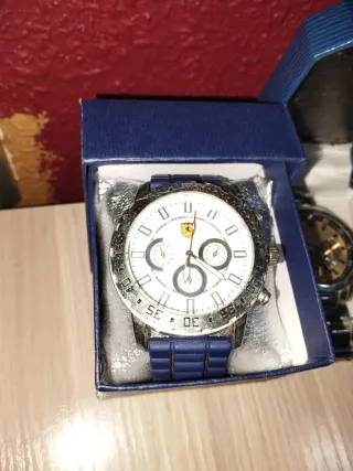 1 Reloj Ferrari