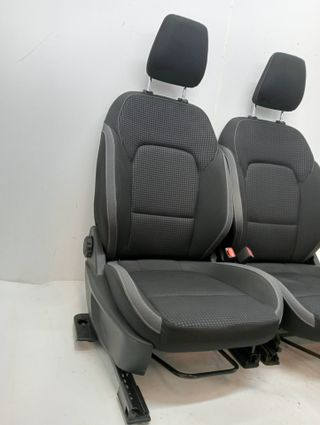 JUEGO ASIENTOS COMPLETO FORD FOCUS ZTDB