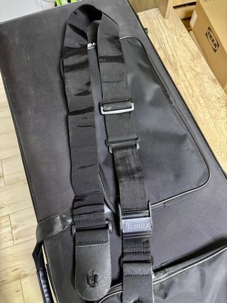 Ibanez M80M Meshuggah Signature 8 Cuerdas