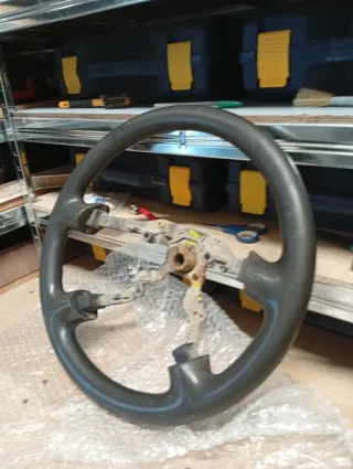 Volante Mitsubishi Montero V60/V70.