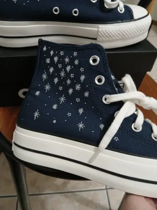 Converse ricamate Tg 37.5