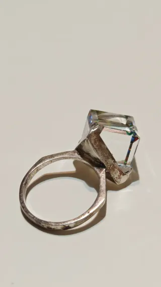 Anillo Plata 925 con Piedra Multicolor. 7,4 gr