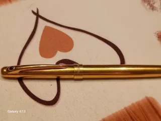 Penna Yves Saint Laurent dorata