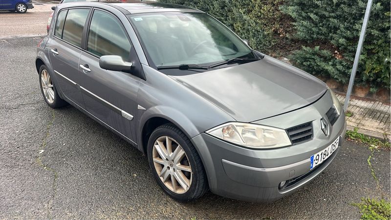 Renault Megane 2005 1.9dci - foto 1
