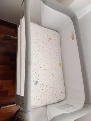 Mini cuna Jane espacial