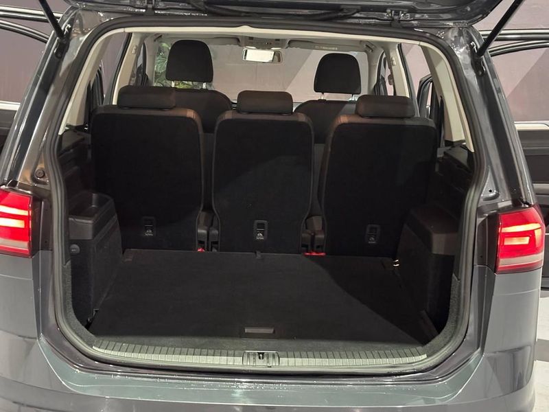 Volkswagen Touran Business & Navi 2.0 TDI 2021, foto 7