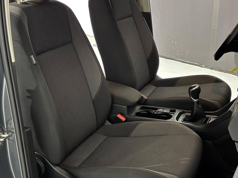 Volkswagen Touran Business & Navi 2.0 TDI 2021, foto 11