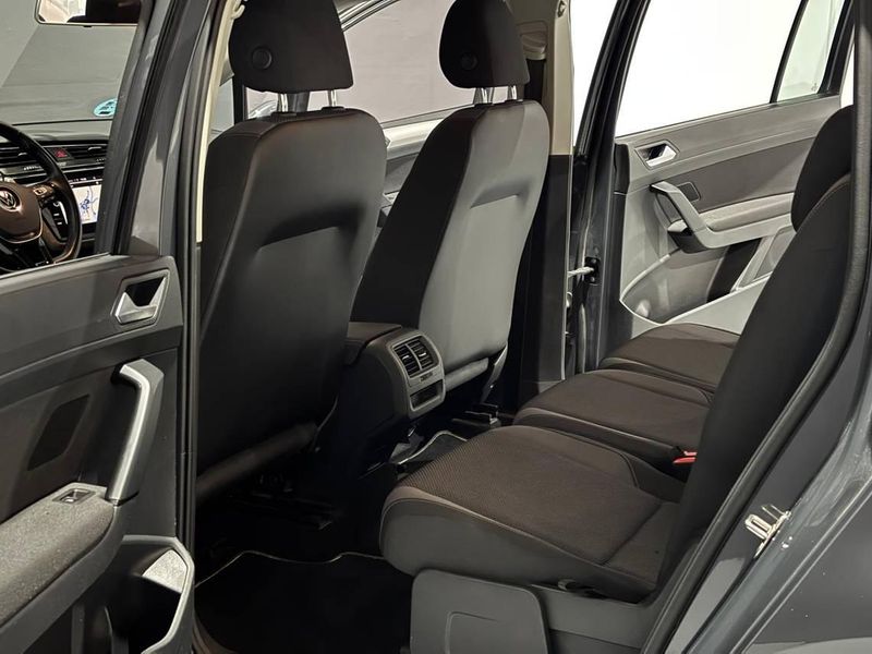Volkswagen Touran Business & Navi 2.0 TDI 2021, foto 12