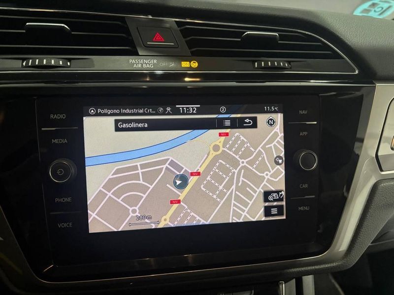 Volkswagen Touran Business & Navi 2.0 TDI 2021, foto 16