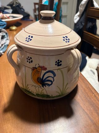 Zuppiera in terracotta con gallo