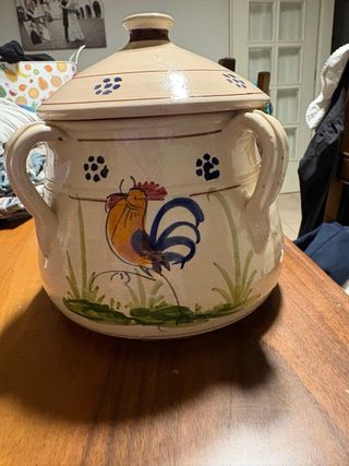 Zuppiera in terracotta con gallo