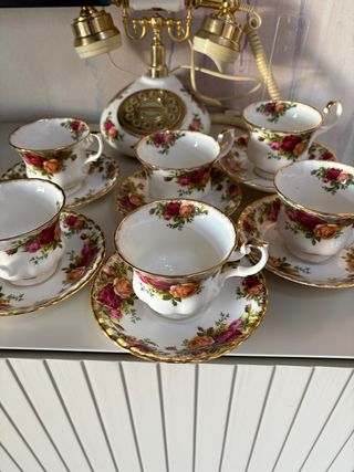 Royal Albert Set Tazze da Tè e Piattini