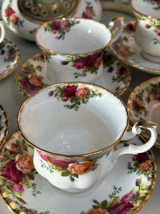 Royal Albert Set Tazze da Tè e Piattini