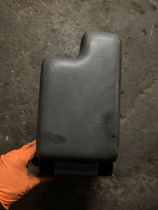 Apoyabrazos Central BMW E36 Original