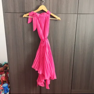 Vestido rosa plisado talla M