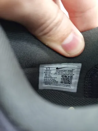 Nike Zoom Fly 6 Talla 43 Negro/Dorado