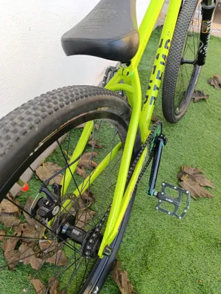 Bicicleta Dirt Jump Radio bikes