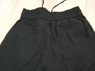 Pantalón chino Zara Woman negro