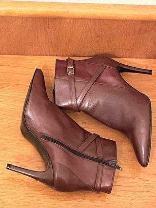 JORGE JUAN - Botines tacón marrón 39