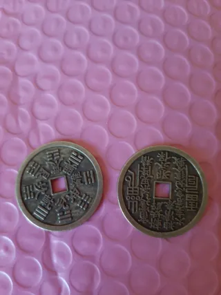 Moneda china antigua de latón