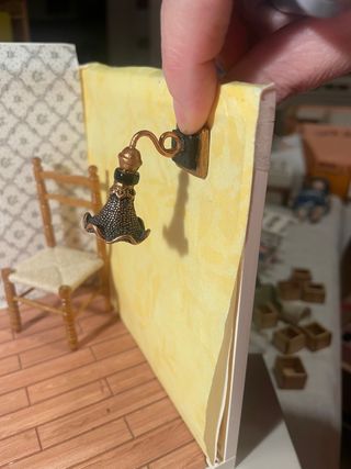 Applique da muro per casa delle bambole