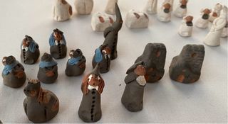 29 Piezas de barro para Belén navideño de 1980.