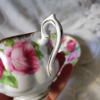 🇬🇧 Tazza da tè Royal Albert Old English Roses