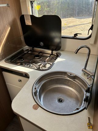 Autocaravana Carado T334, 2019, 78000 km