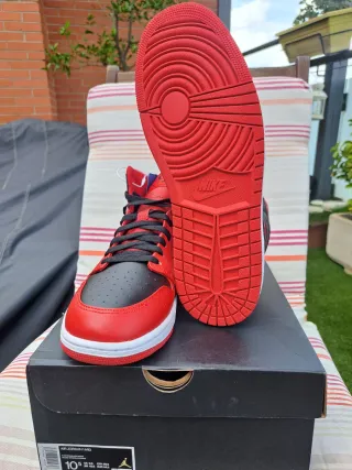 Jordan 1 Mid Reverse Bred 2021